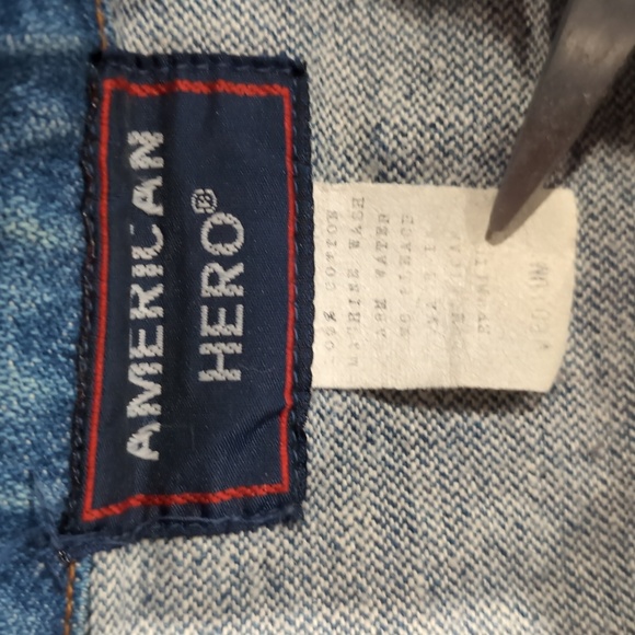 Vintage 80’s American Hero Distressed Denim Jean Jacket Size Medium - Picture 4 of 11